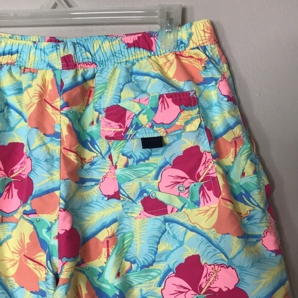 Vineyard Vines Chappy Trunks Mens medium Blue Multi Floral Board shorts swim - Picture 8 of 10